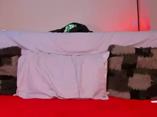 rosyejones's Live Sex Cam Show