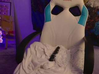 hella-kitty from camsoda