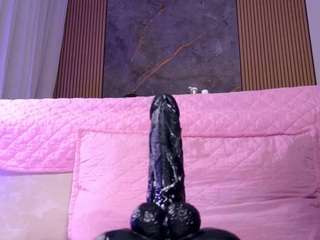 muriel-belov's CamSoda show and profile