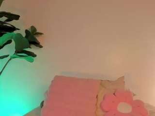 nicoleriveraa webcam
