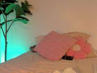 nicoleriveraa webcam