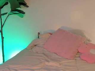  nicoleriveraa chat room