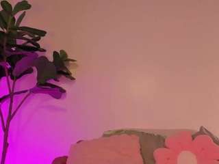 nicoleriveraa webcam