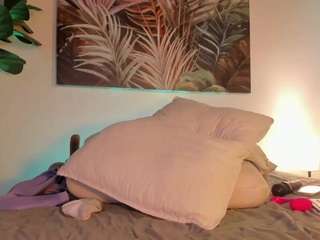 nicoleriveraa Live Webcam on CamSoda