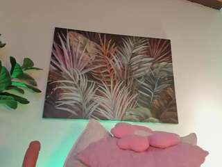 nicoleriveraa Live Webcam on CamSoda