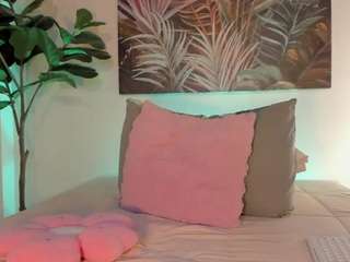 nicoleriveraa webcam
