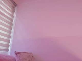 nicoleriveraa Live Webcam on {site_name}