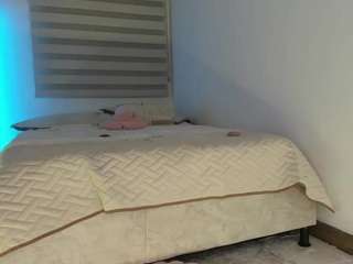 nicoleriveraa Live Webcam on CamSoda