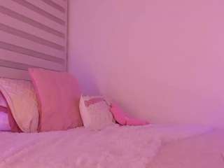 nicoleriveraa Live Webcam on CamSoda