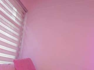 nicoleriveraa Live Webcam on CamSoda