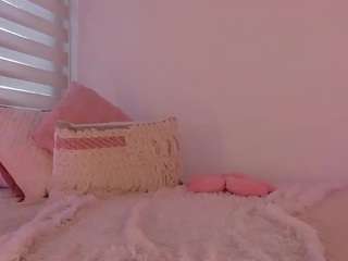 nicoleriveraa Live Webcam on CamSoda