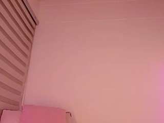 nicoleriveraa Live Webcam on CamSoda