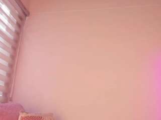 nicoleriveraa Live Webcam on CamSoda