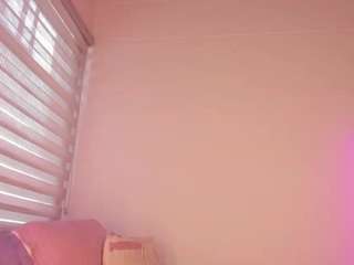 nicoleriveraa Live Webcam on CamSoda