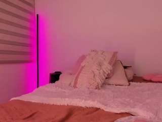 nicoleriveraa's live room