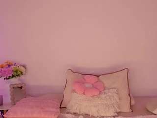 nicoleriveraa live webcam show