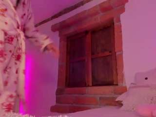 nicoleriveraa Live Webcam on CamSoda
