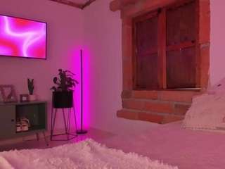 nicoleriveraa webcam model