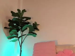 Nicole's Live Sex Cam Show
