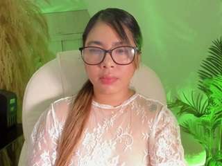 alexaadamss Live Webcam on CamSoda