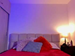 Live webcam model alexaadamss on Soda Cams