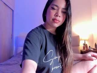 Live webcam model alexaadamss on Soda Cams