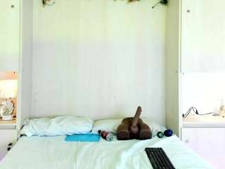 keylaross live cam profile