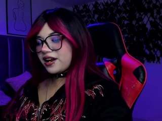 kiittygang's CamSoda show and profile