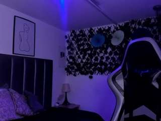 kiittygang Live Webcam on CamSoda