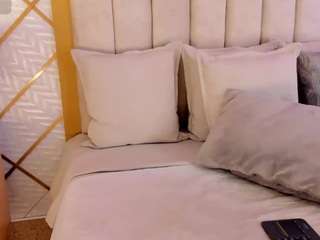 taniiasmiith's CamSoda show and profile