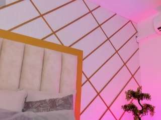 taniiasmiith's CamSoda show and profile