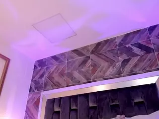 TaniiaSmiith's Live Sex Cam Show