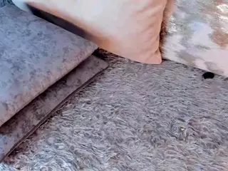 TaniiaSmiith's Live Sex Cam Show