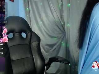 FalakYasin live webcam on Soda Cams