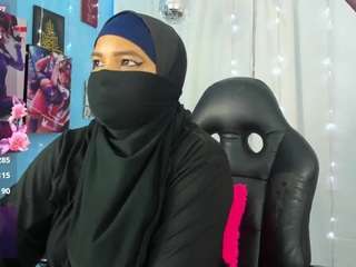 falakyasin's CamSoda show and profile