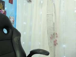 falakyasin's CamSoda show and profile