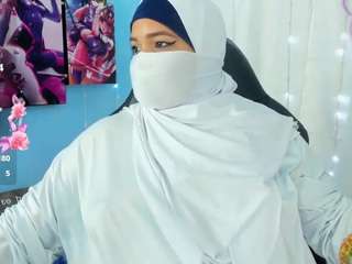falakyasin's CamSoda show and profile