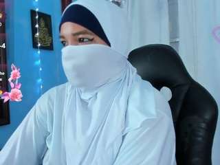 falakyasin's CamSoda show and profile