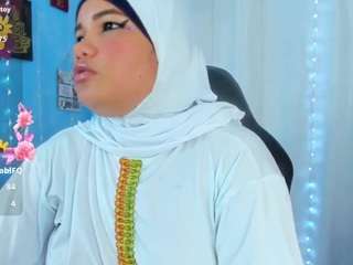le modèle falakyasin est en webcam porno dans un show sur le site camsoda, il possède les tags suivants: ass,ass bouncing,young-adult,toys,thick,teen-18,tattoos,solo,sex toys,nipple piercings,natural,lovense,living room,genital piercings,drinking,doggy style,control,brown eyes,black hair,bedroom
