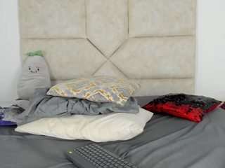  hanna-lens chat room