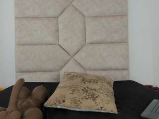  hanna-lens chat room