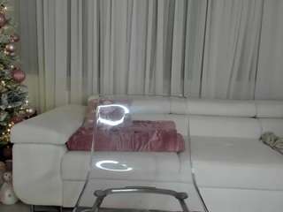 Live webcam model lissababe on Soda Cams