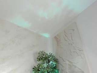 Live webcam model lissababe on Soda Cams