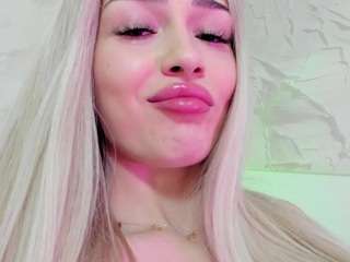 Live webcam model lissababe on Soda Cams