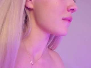 Live webcam model lissababe on Soda Cams