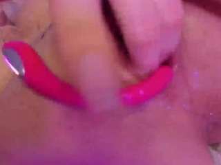 Live webcam model lissababe on Soda Cams