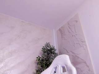 Live webcam model lissababe on Soda Cams