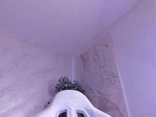 Live webcam model lissababe on Soda Cams