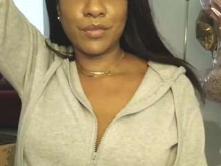 le modèle xandraexquisit est en webcam porno dans un show sur le site camsoda, il possède les tags suivants: ass,pregnant,mature,ass bouncing,mistress,natural,nonnude,orgasm,outdoor,public,large ass,roleplay,sex-toys,spank,sph,squirter,tattoos,thick,voyeur,lush