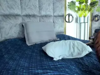 AnnieWolf's Live Sex Cam Show
